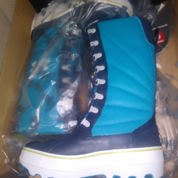 UA boots - Picture 1 of 2